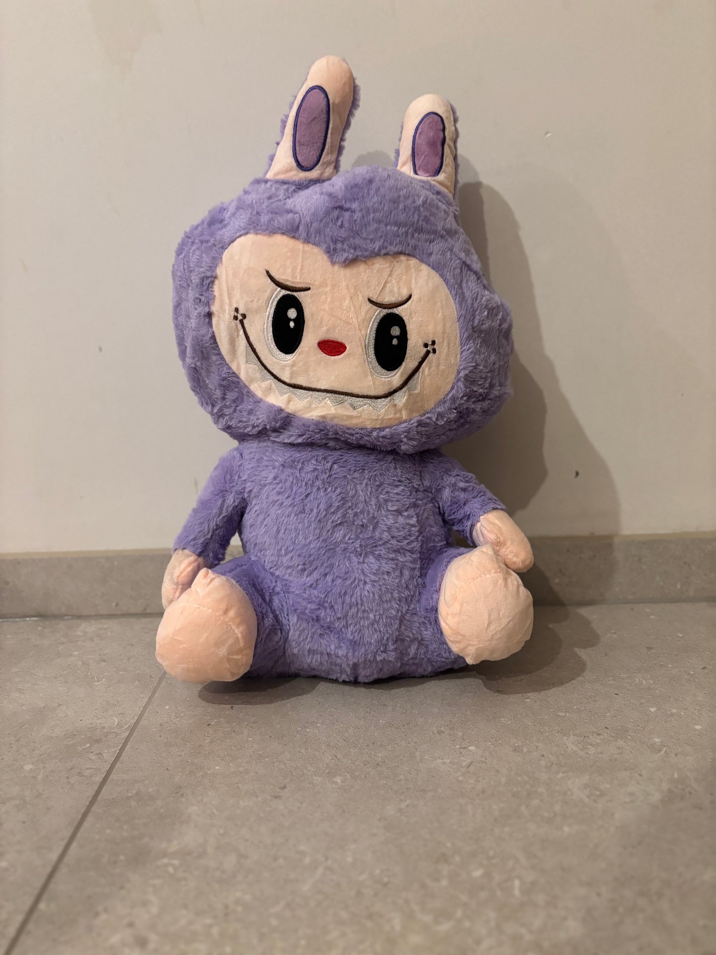 Knuffel Labubu met dekentje