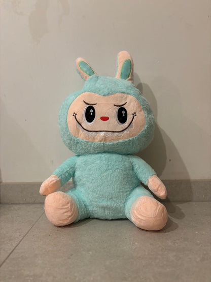 Knuffel Labubu met dekentje